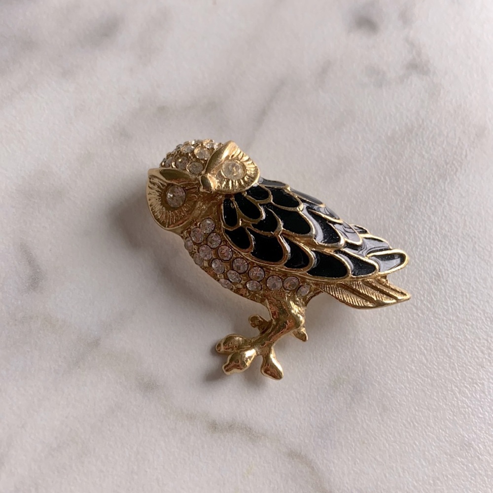 Owl brooch